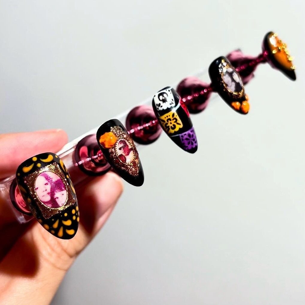 Ofrenda Nail Set